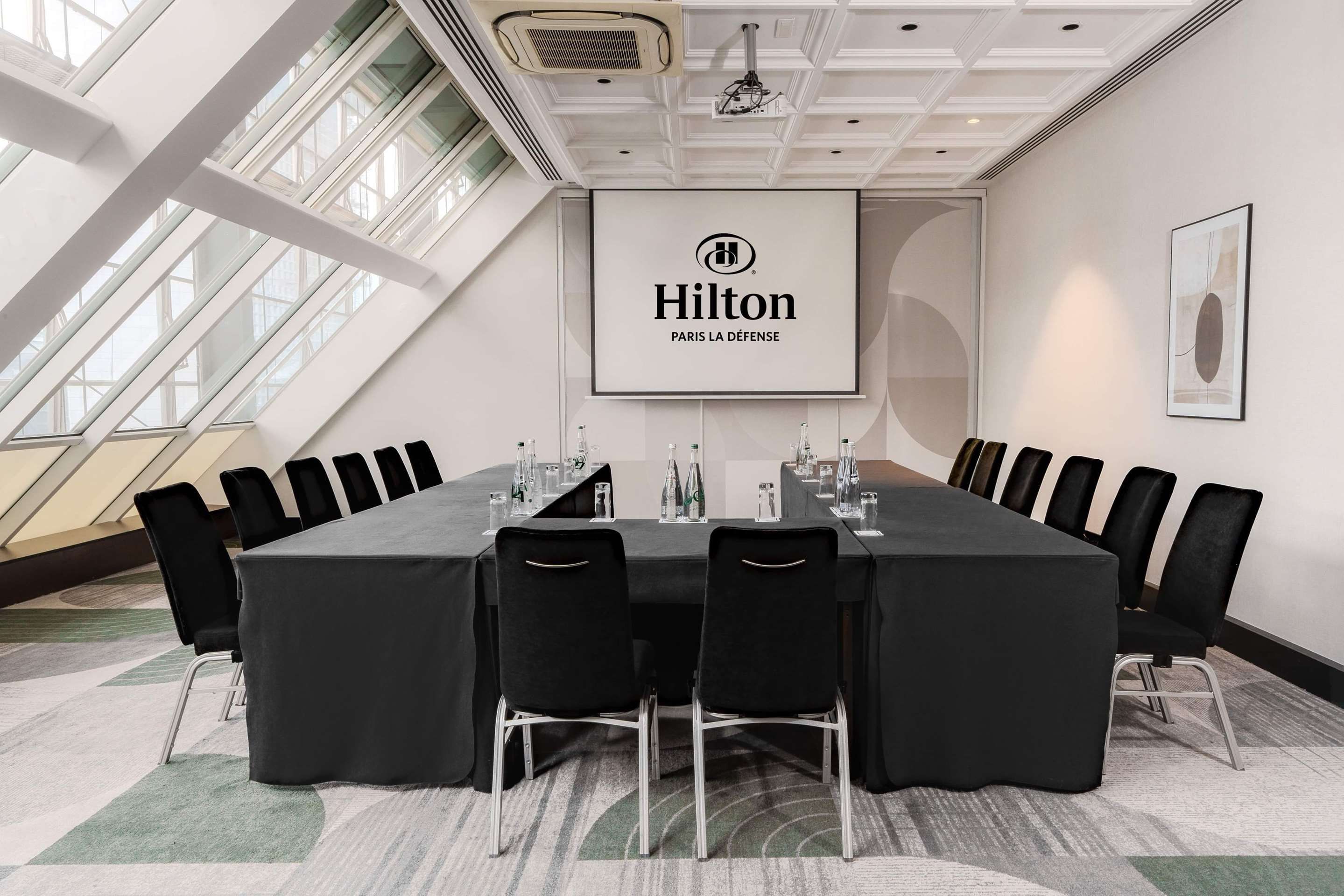 Hilton Paris La Defense, Puteaux | HotelsCombined