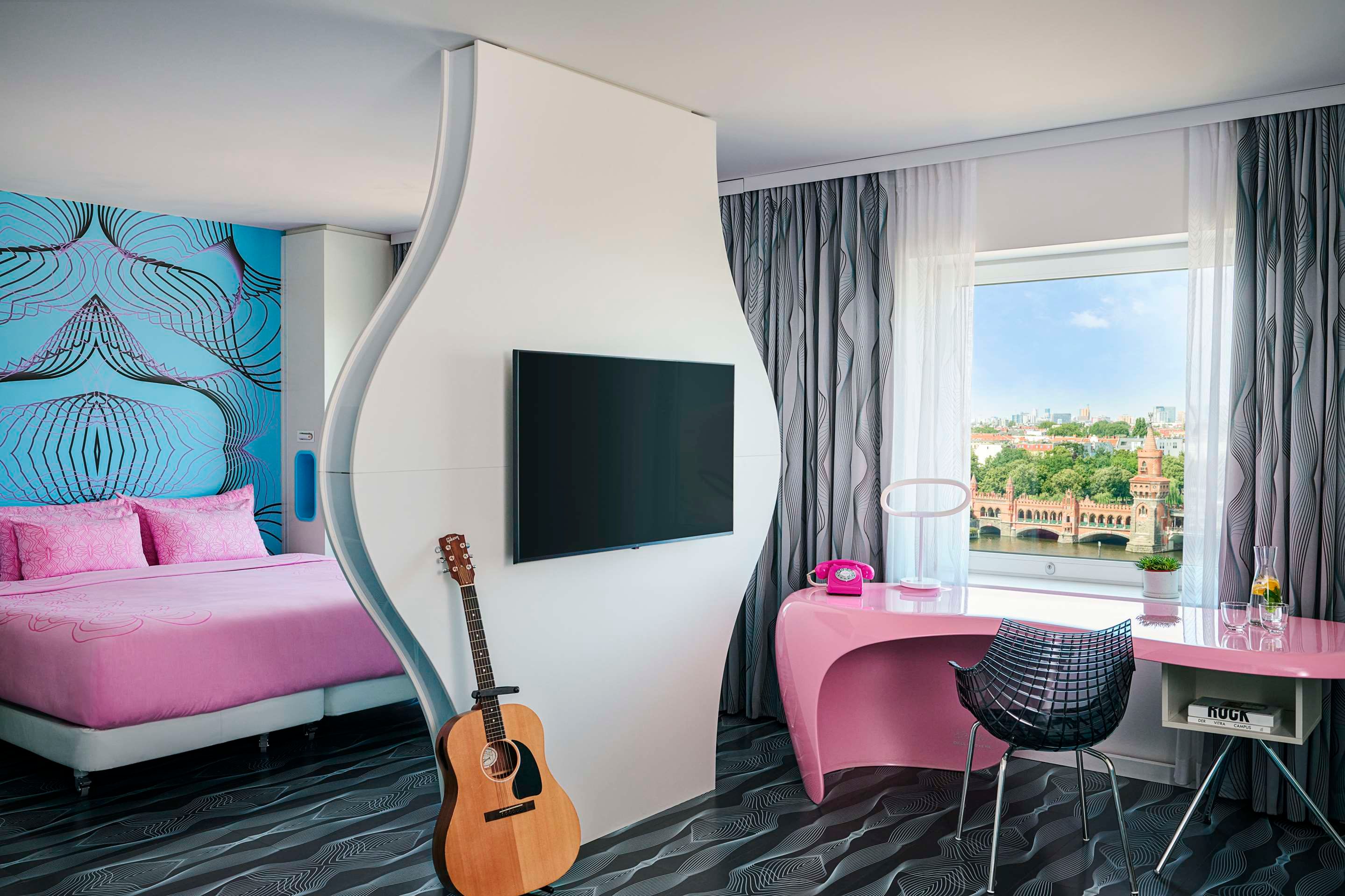 Sliv Your Best Life With Paris Hilton's Affordable Cookware Line Australia