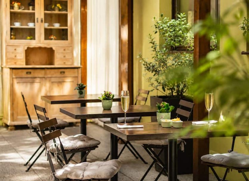 Restaurant Photo