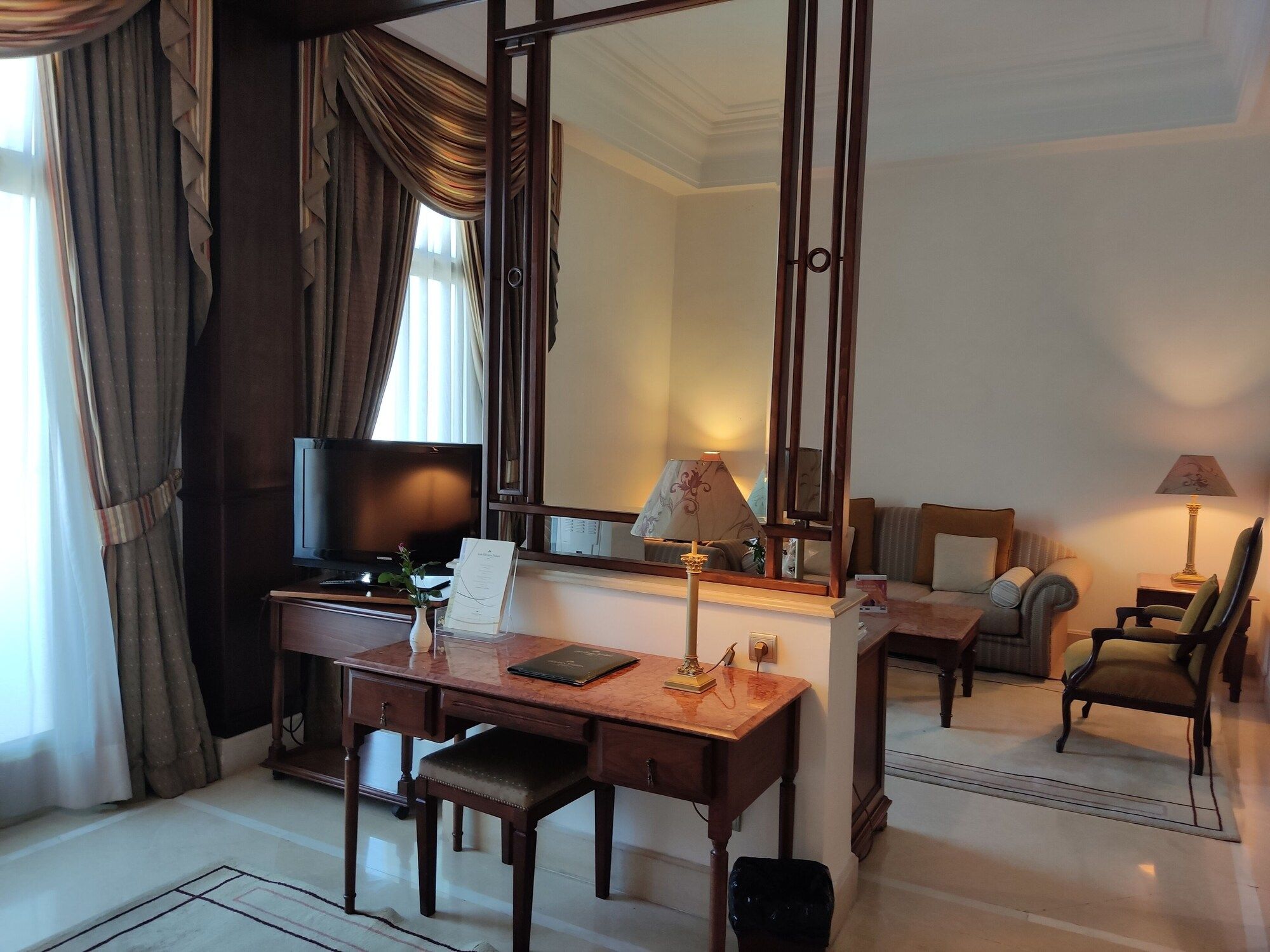 Room amenity