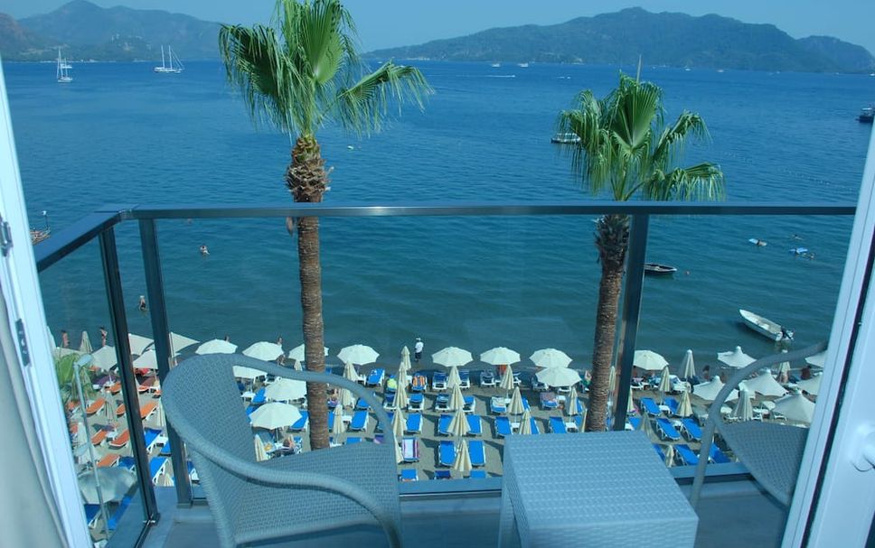Balcony Photo