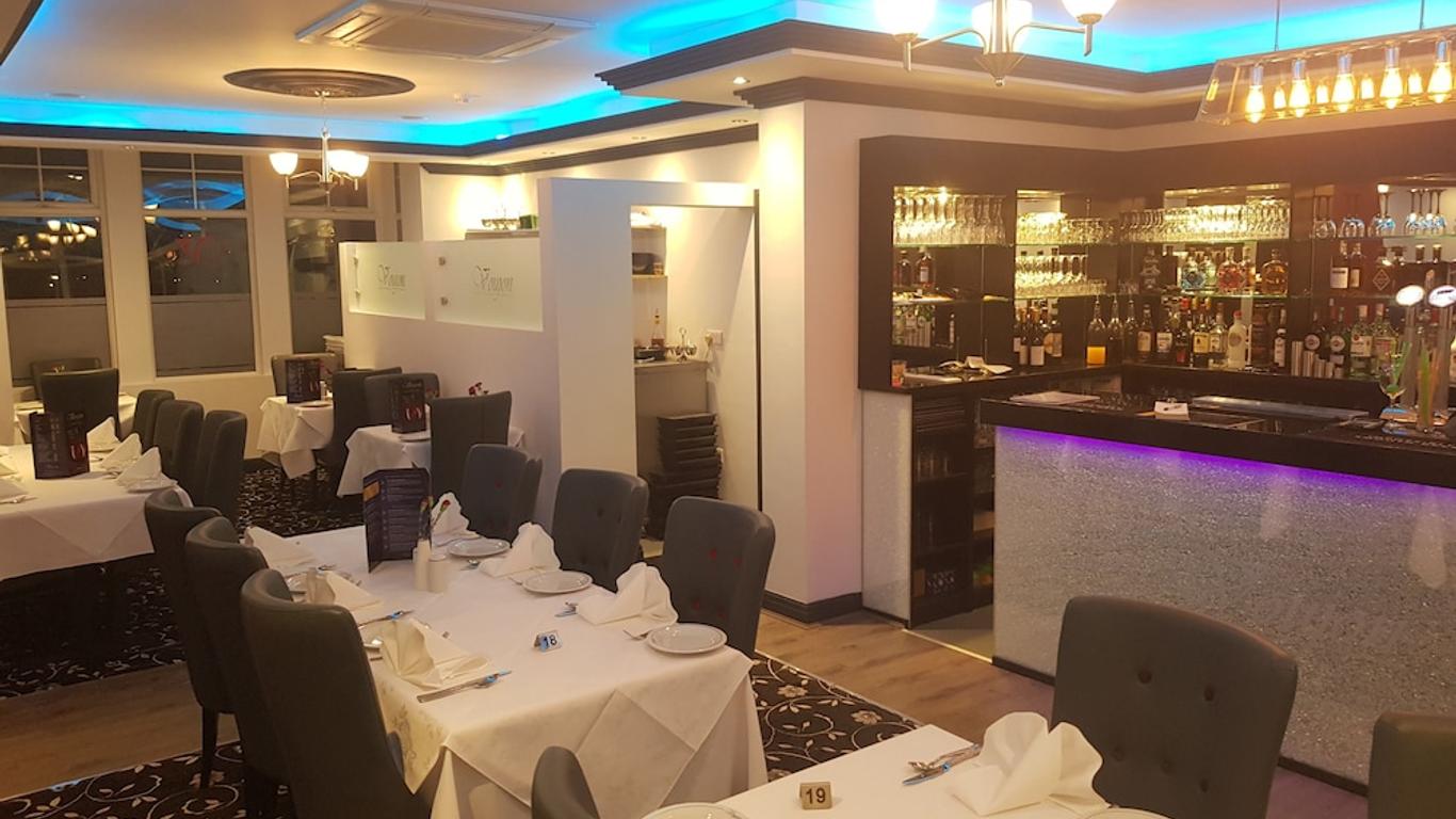Ascot Grange Hotel - Voujon Restaurant