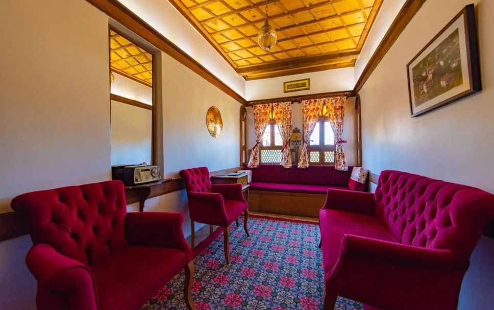 Lounge Photo