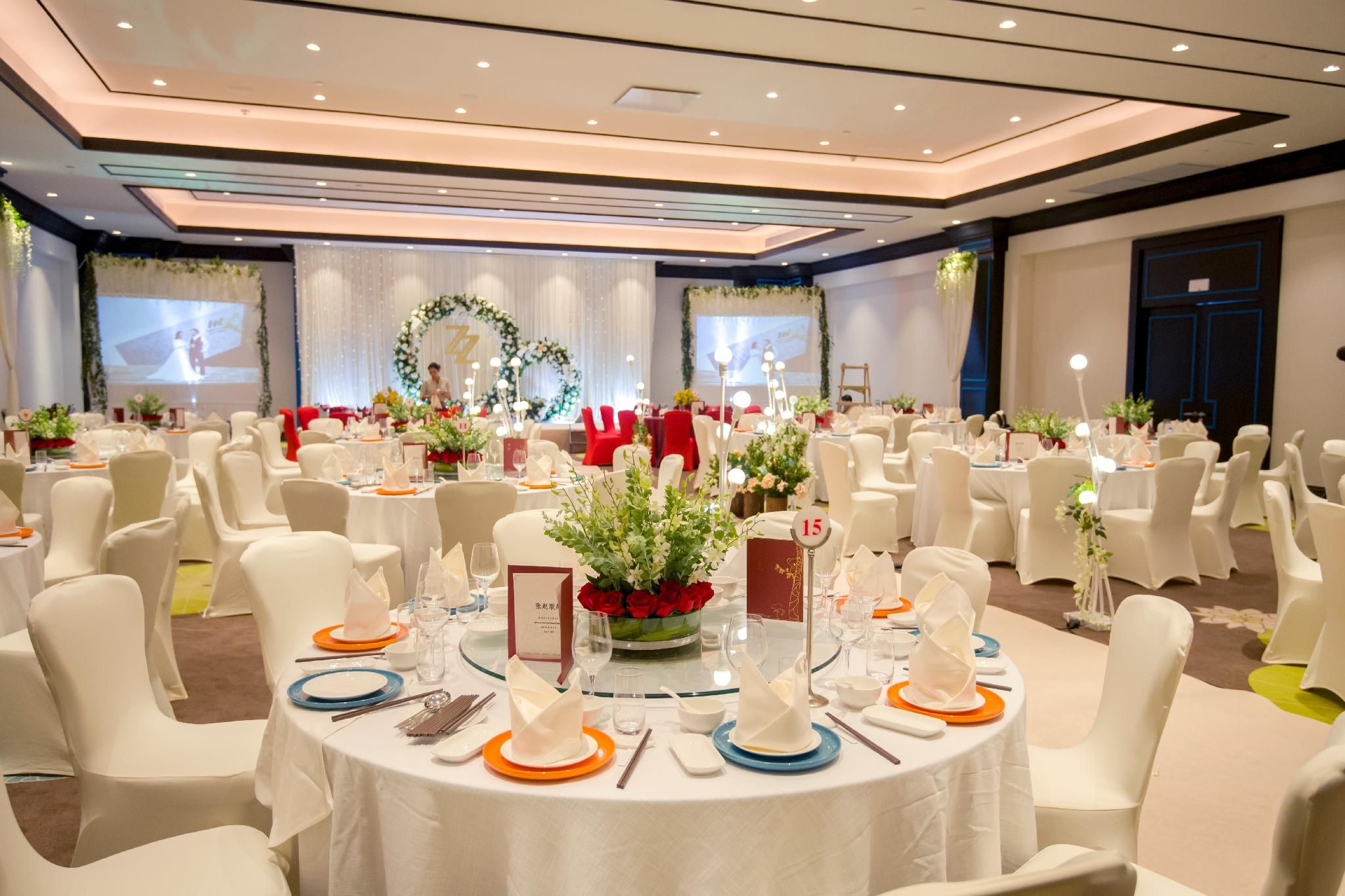 Banquet hall