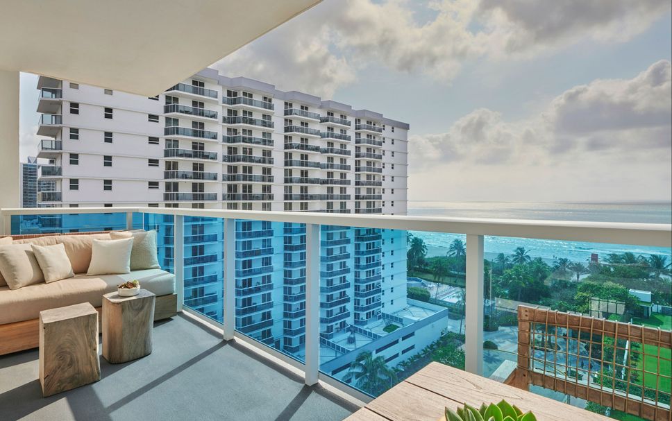 Balcony Photo