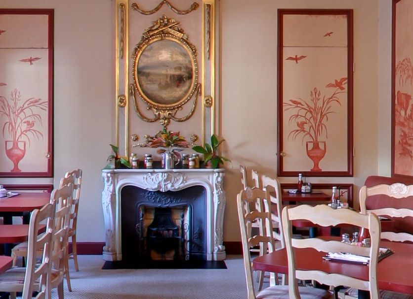 Restaurant Photo