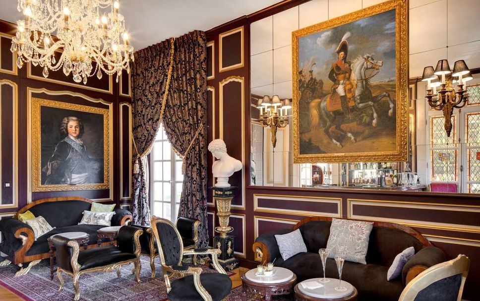 Lounge Photo