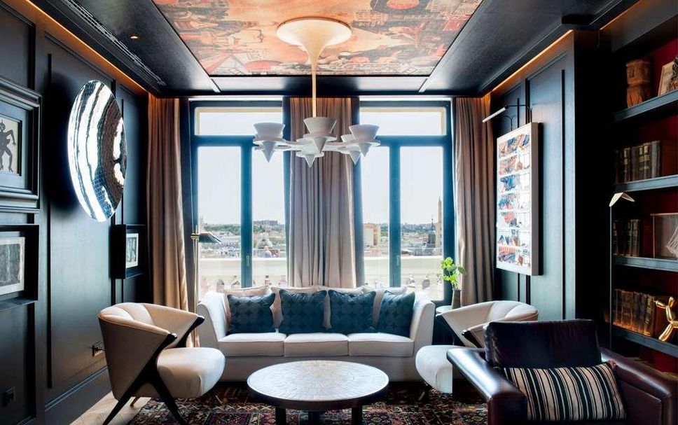 Lounge Photo