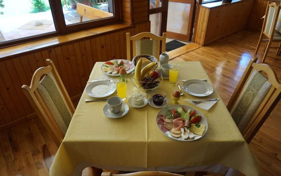 Dining room Photo