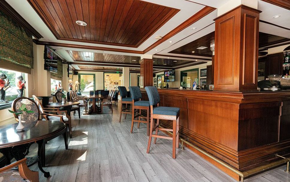 Bar Photo
