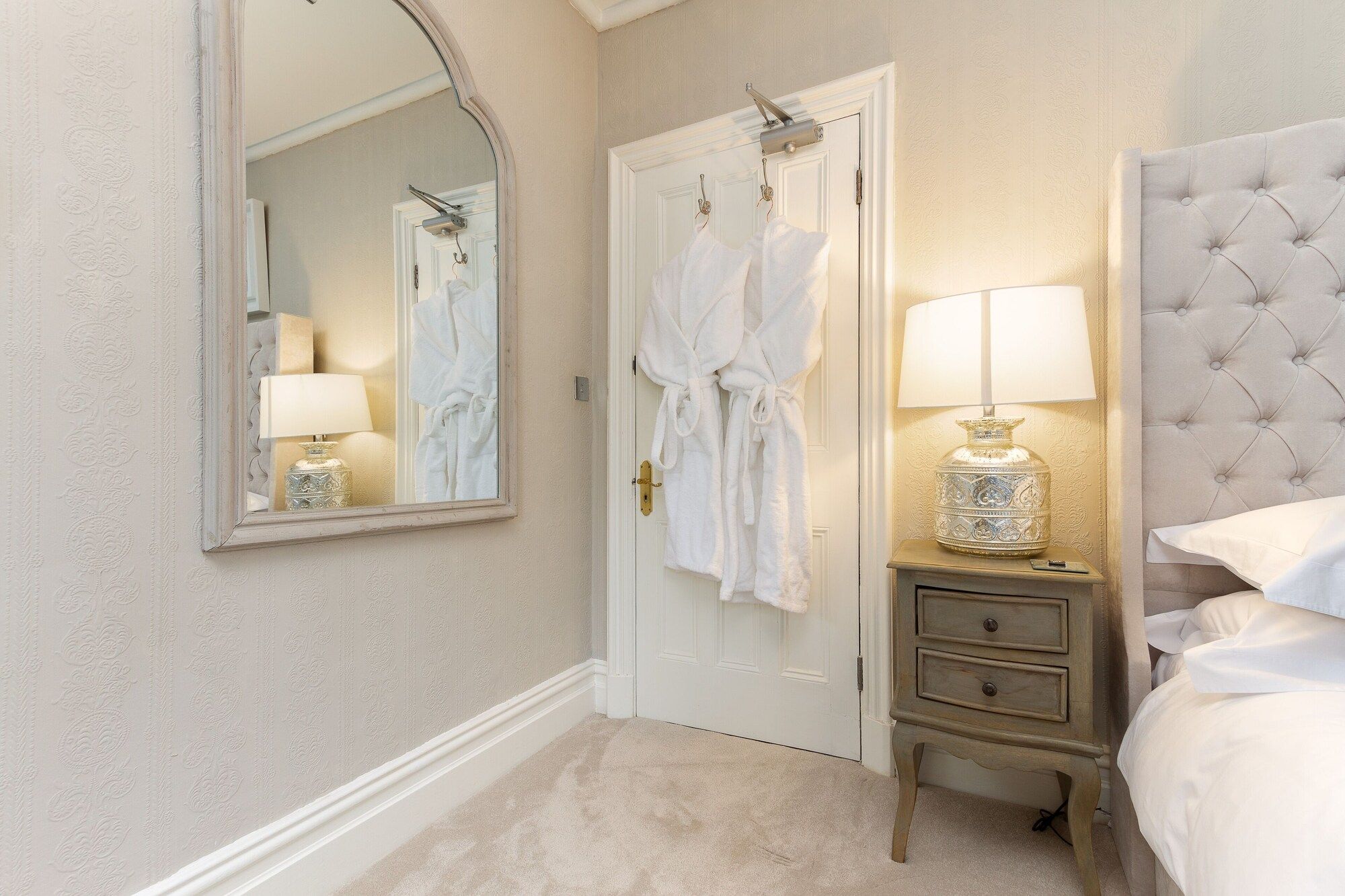 Room amenity