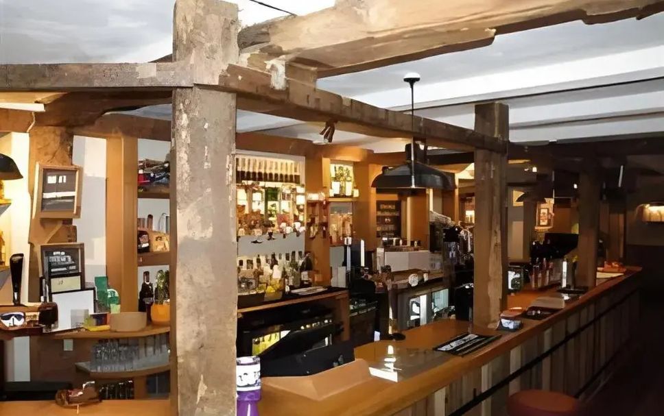 Bar Photo