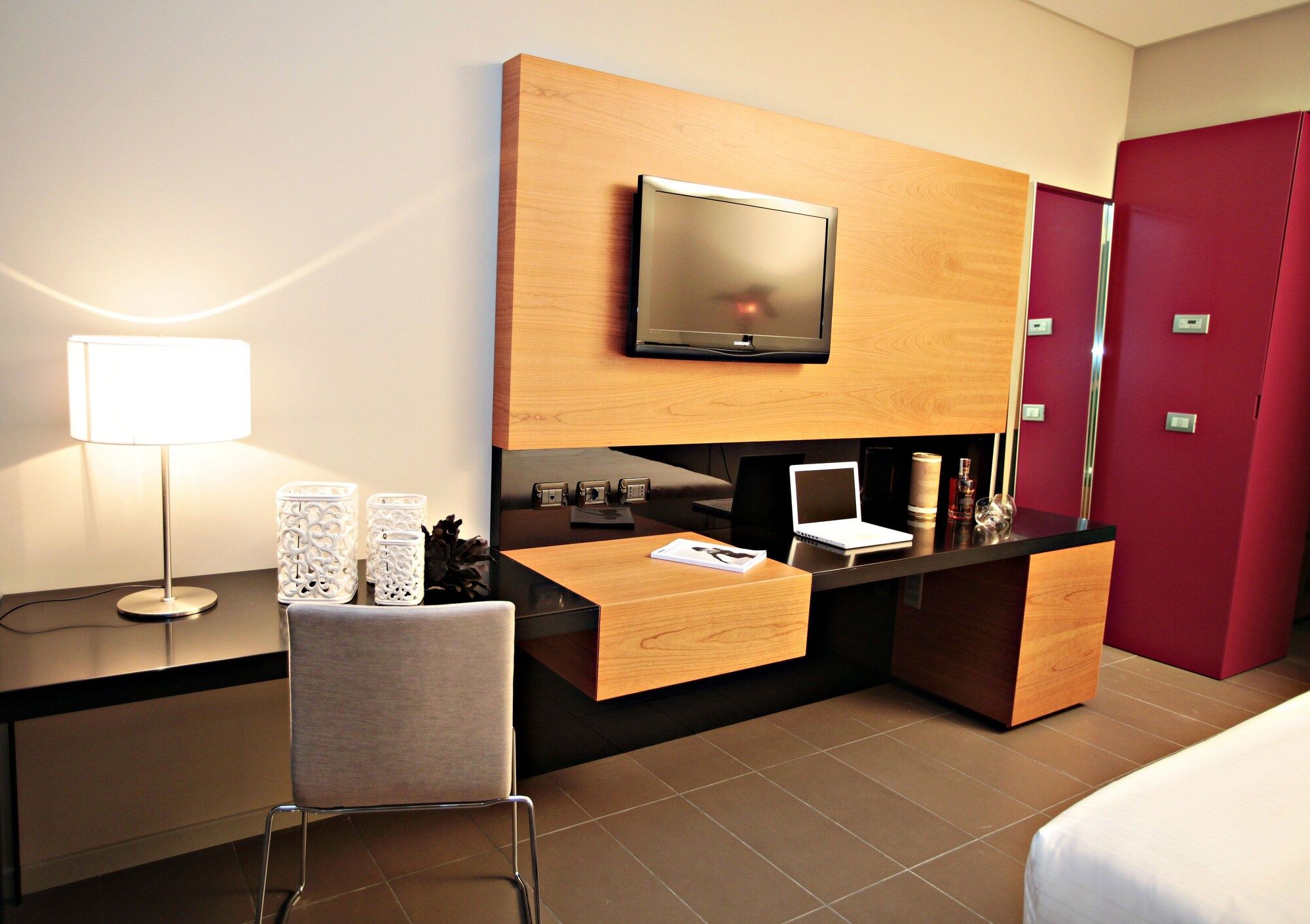 Room amenity