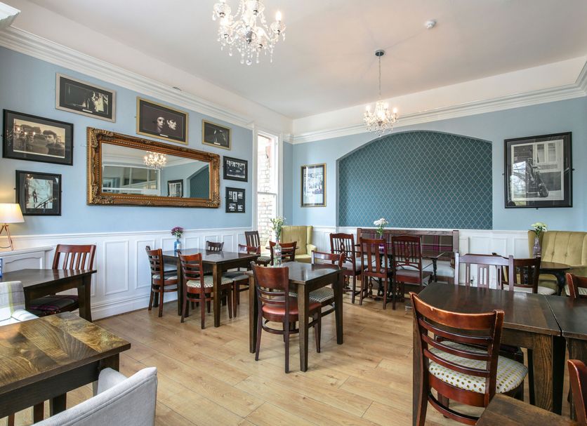 Restaurant Photo