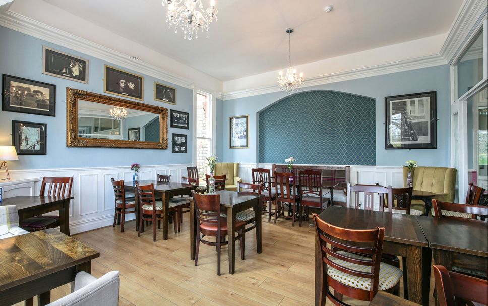Restaurant Photo