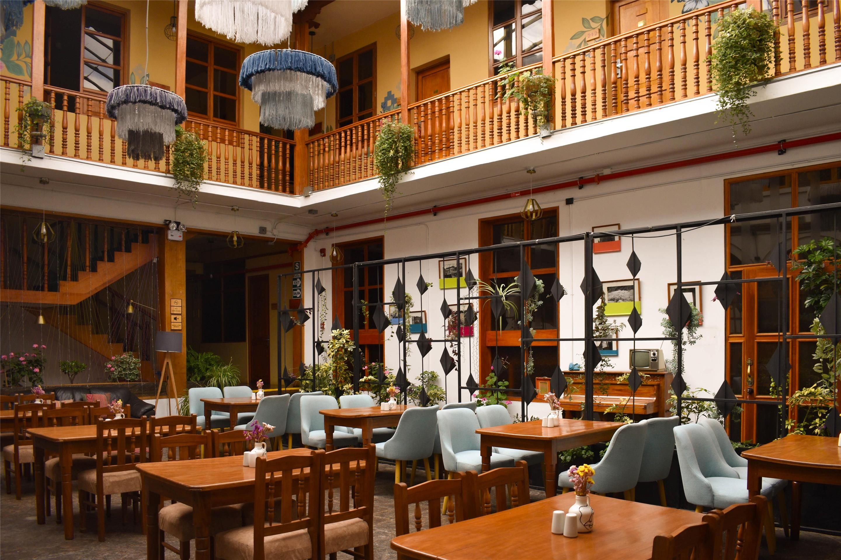 Restaurant Photo