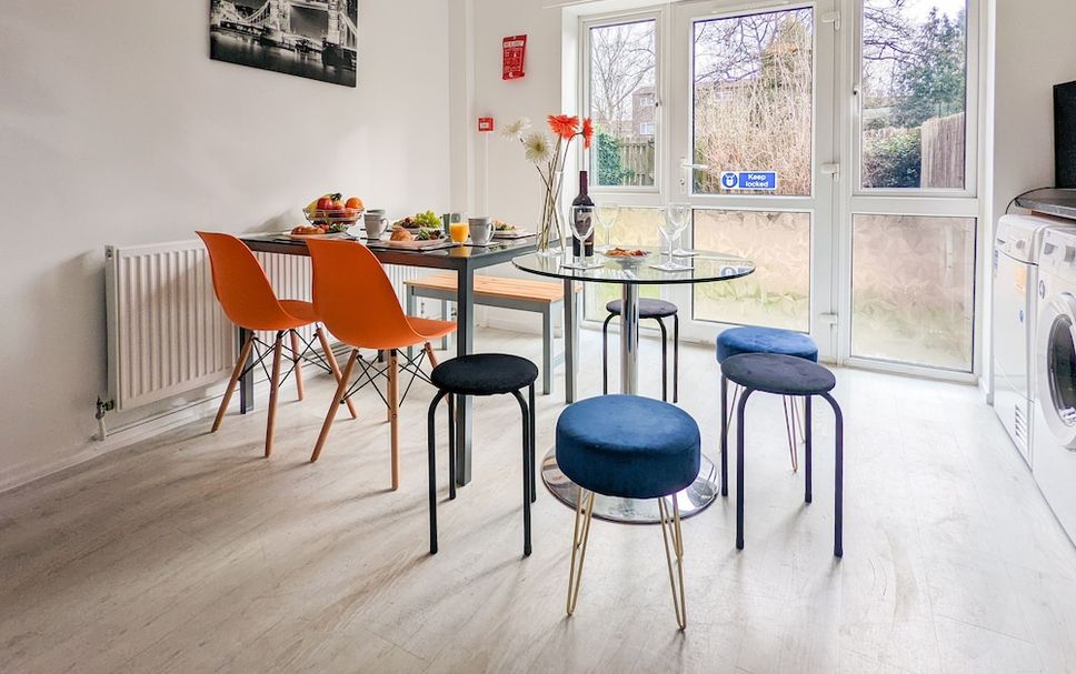 Dining room Photo