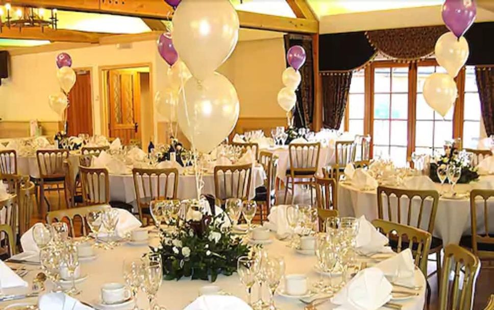 Banquet hall Photo