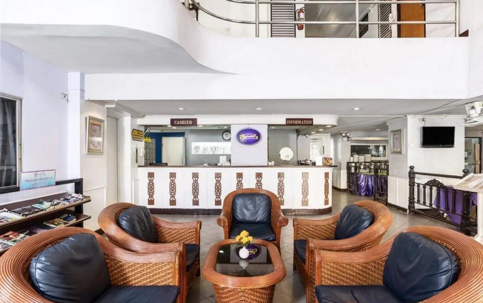 Lounge Photo