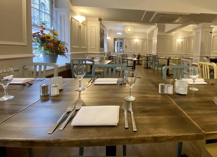 Restaurant Photo