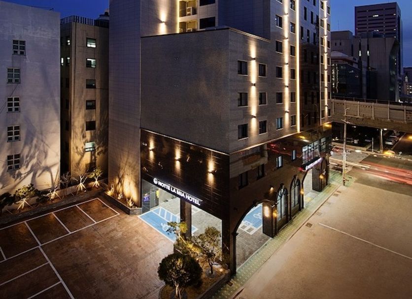 Building Photo