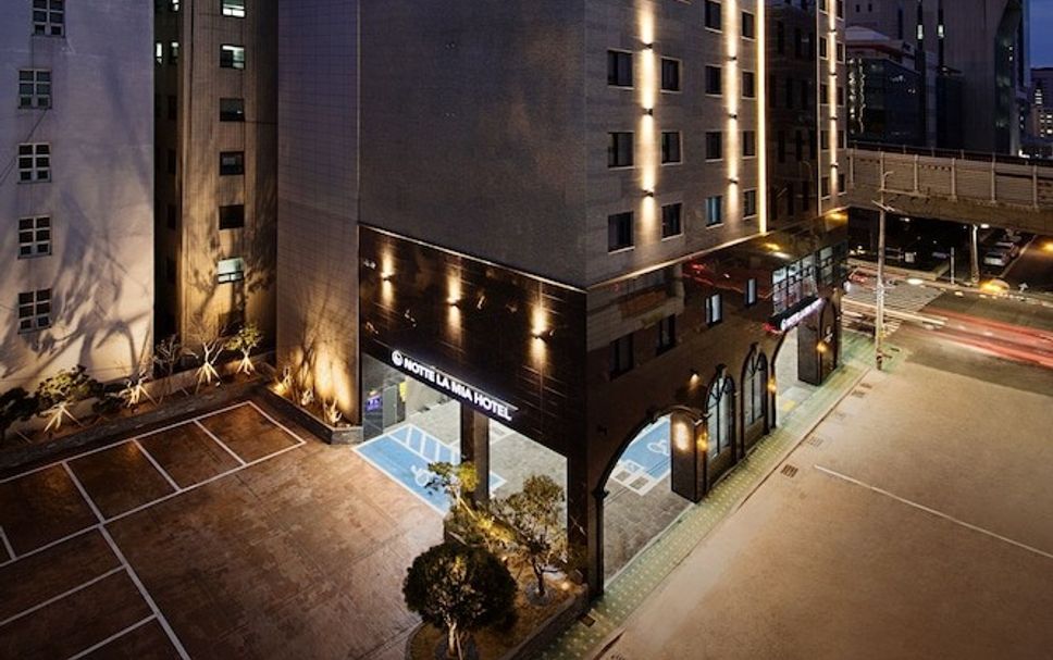 Building Photo