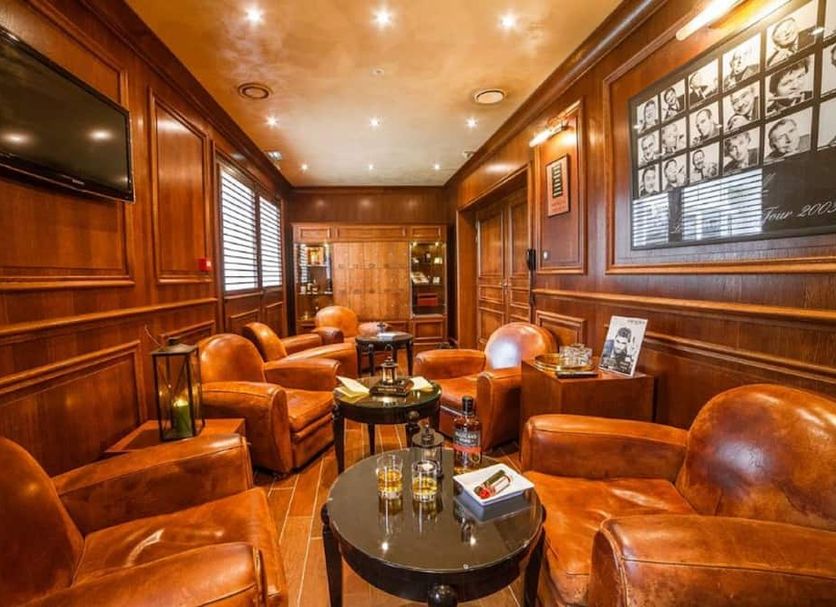 Lounge Photo