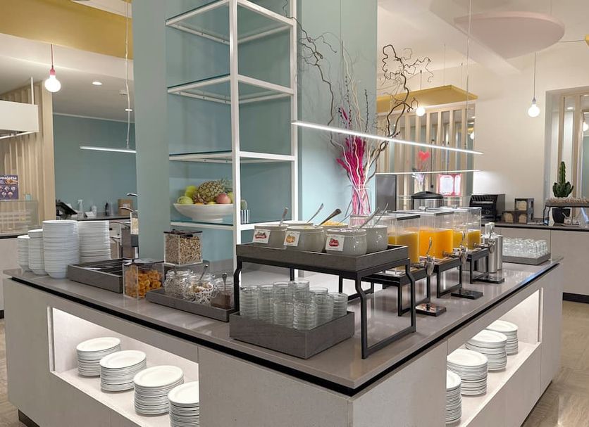Buffet Photo