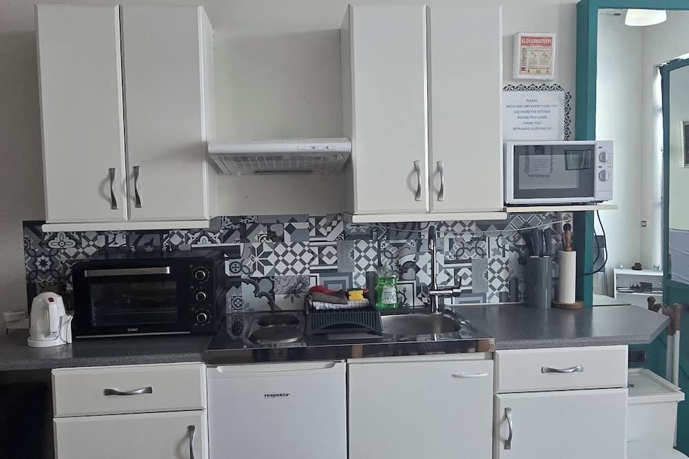 Kitchen Photo