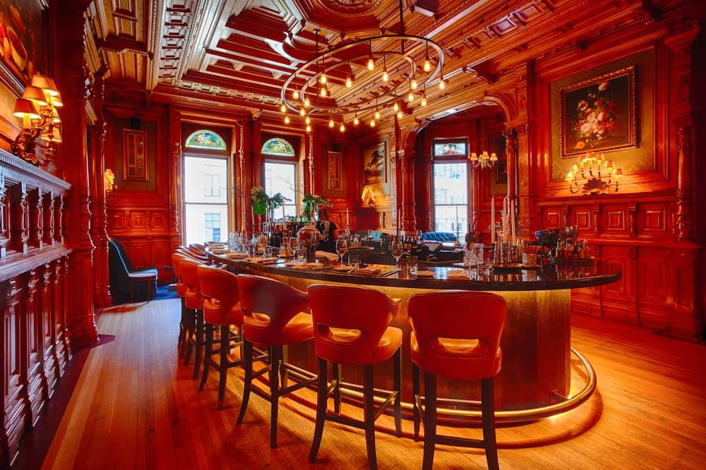 Bar Photo