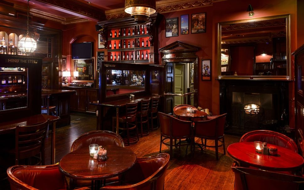 Bar Photo