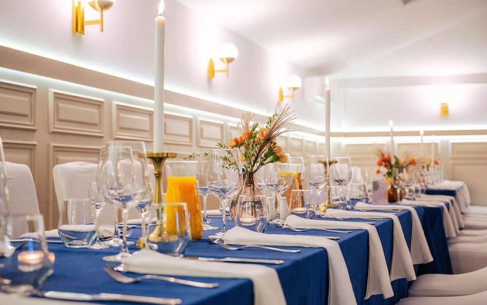Banquet hall Photo