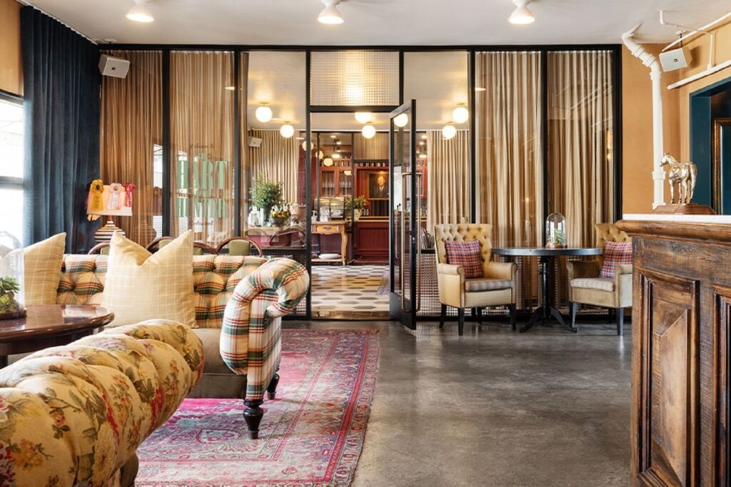 Lounge Photo