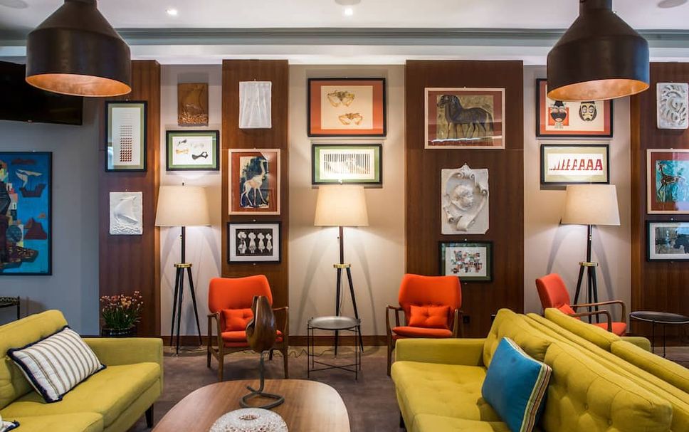 Lounge Photo