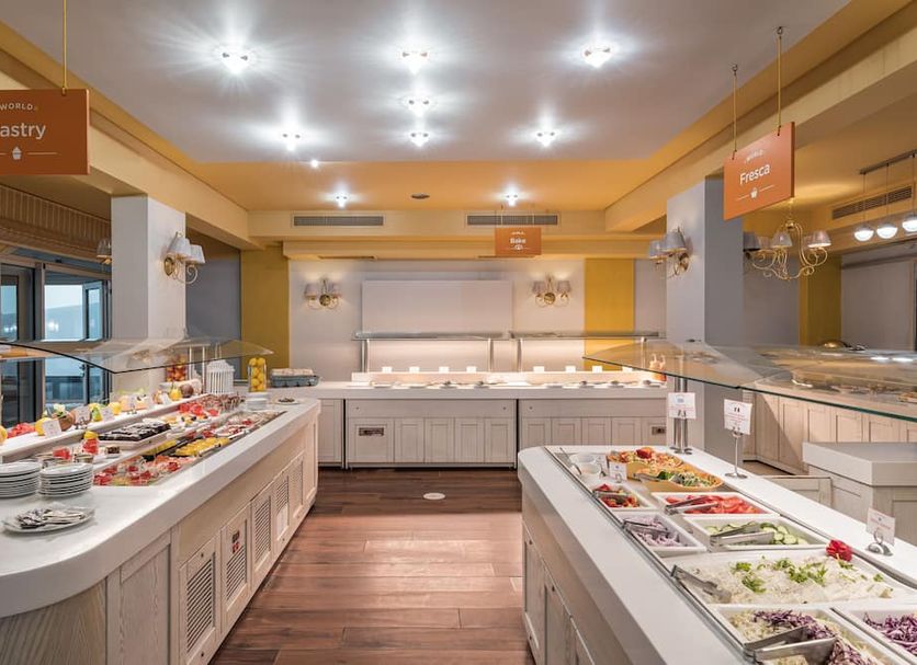 Buffet Photo