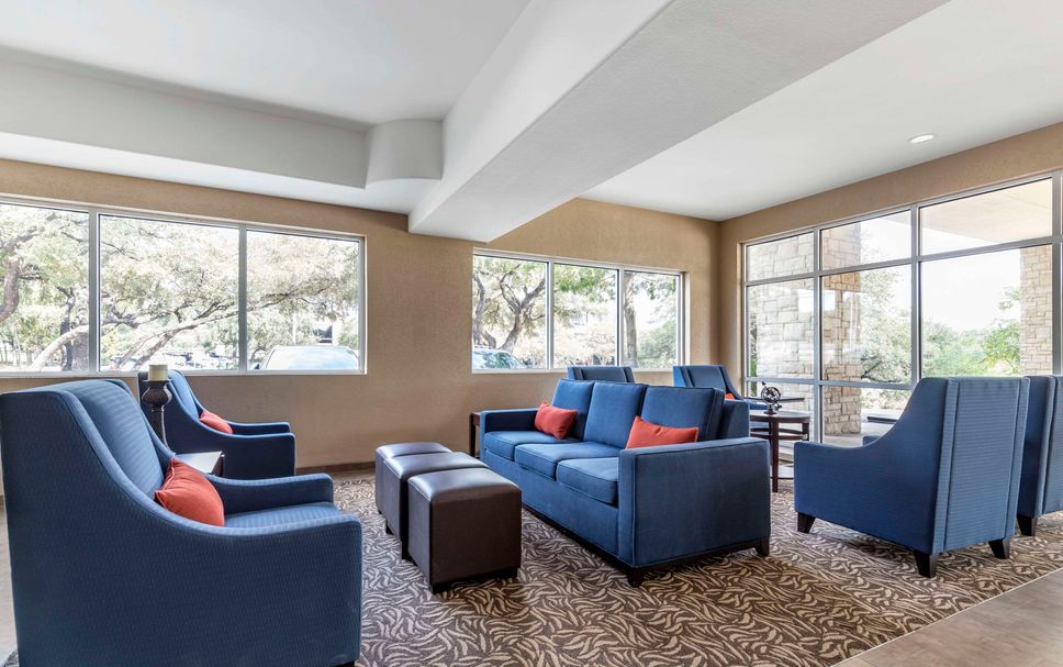 Lounge Photo