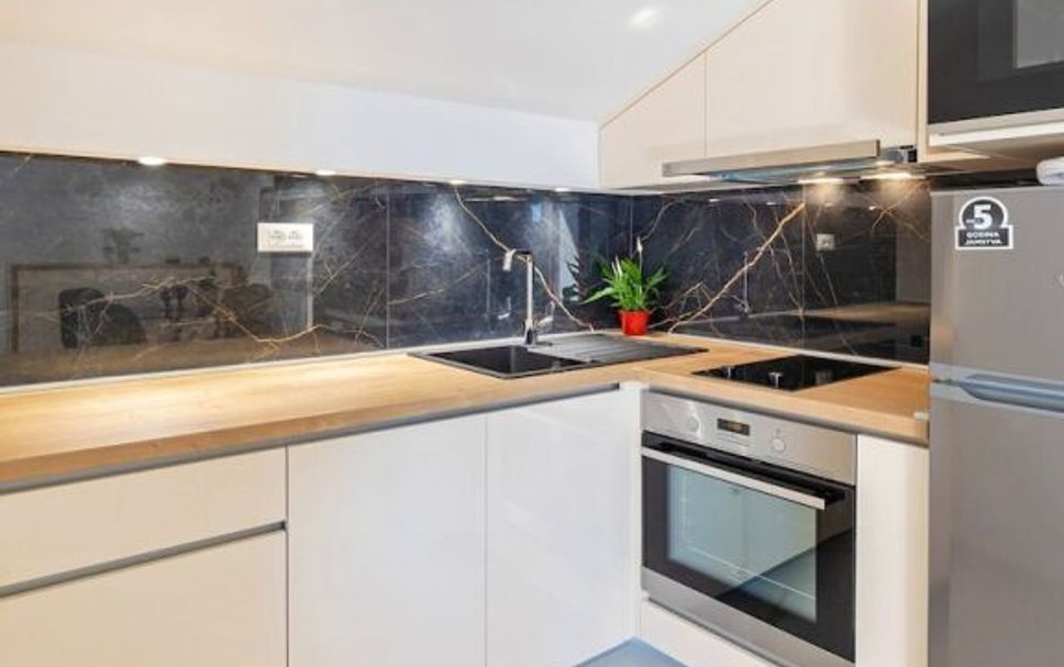 Kitchen Photo