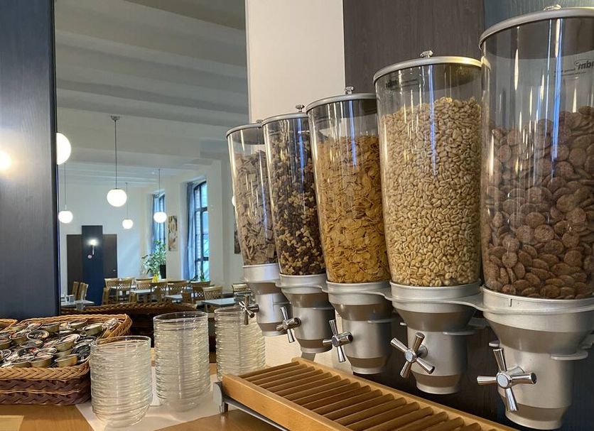 Buffet Photo