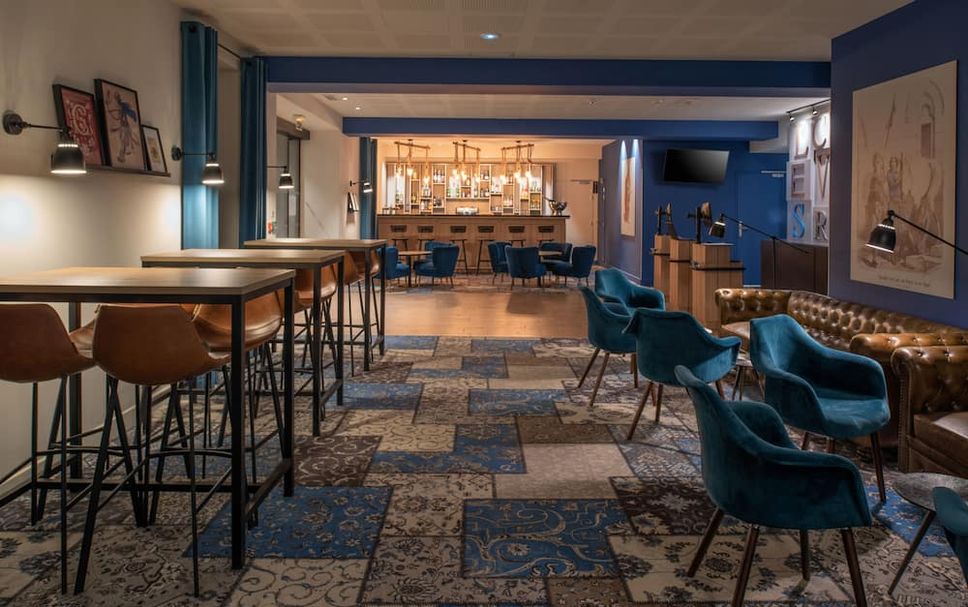 Bar Photo