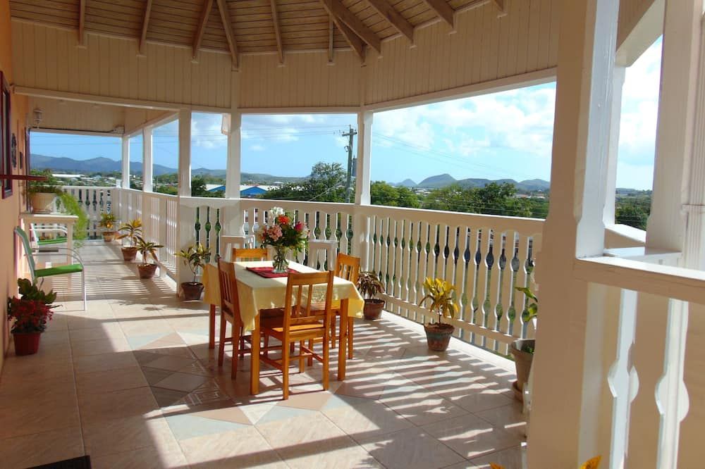 Balcony Photo