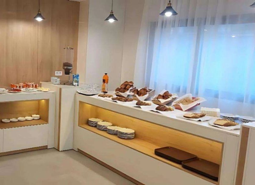 Buffet Photo