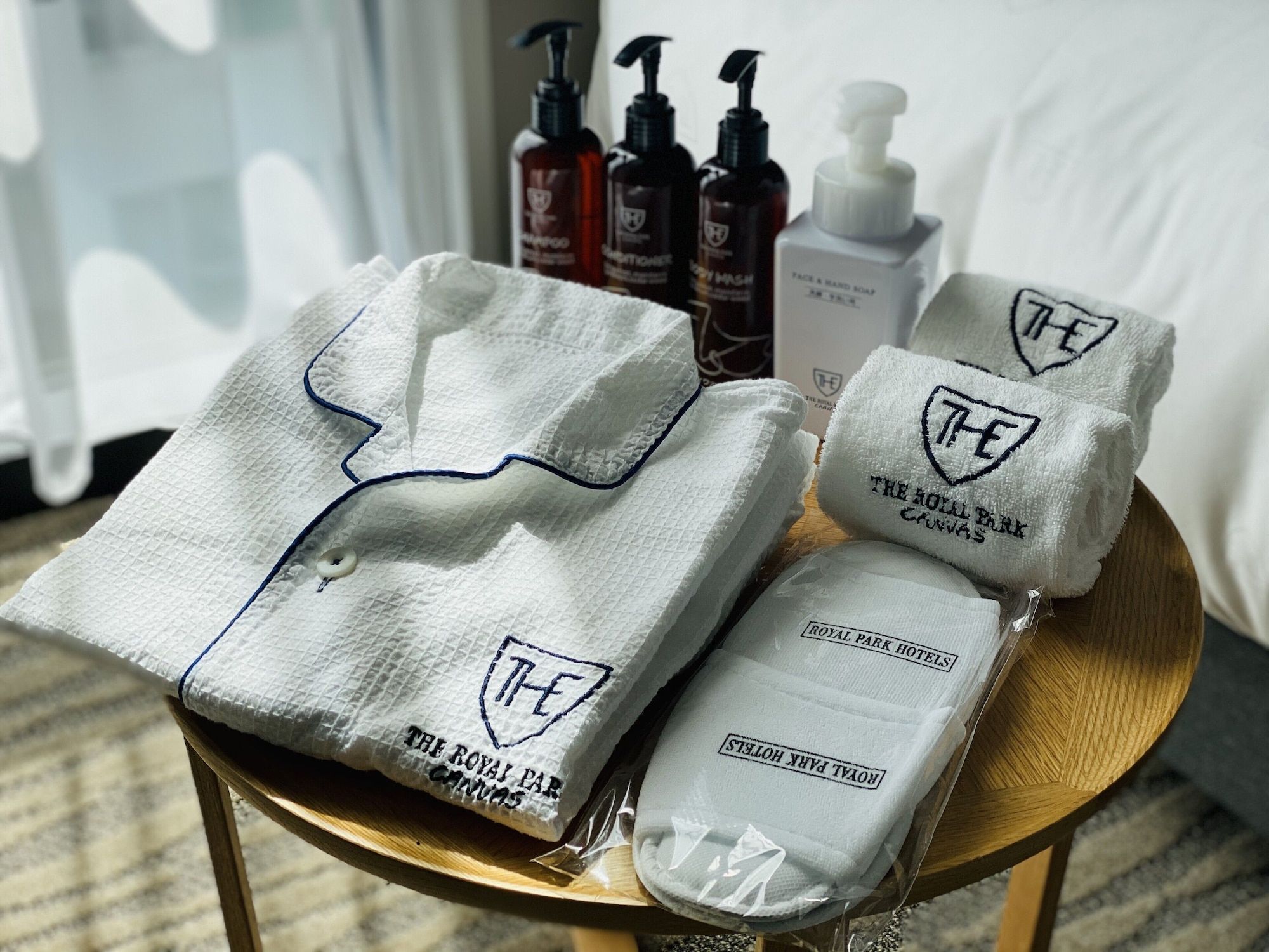 Room amenity
