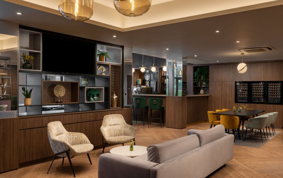 Lounge Photo