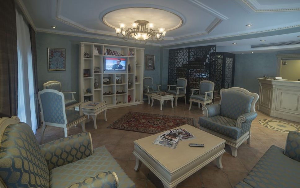 Lounge Photo