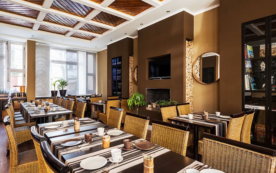 Restaurant Photo