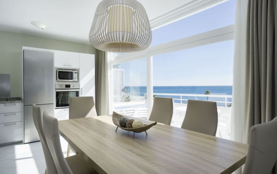 Dining room Photo