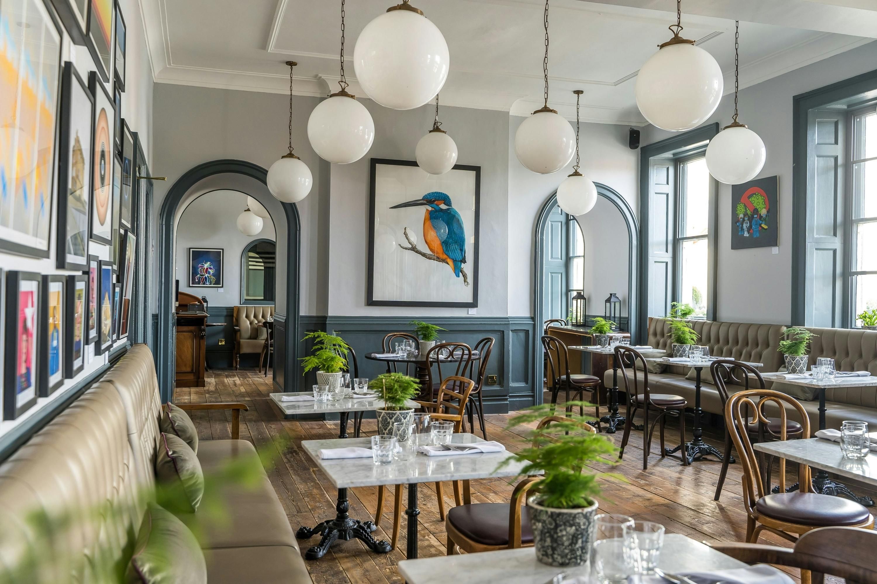 Restaurant Photo