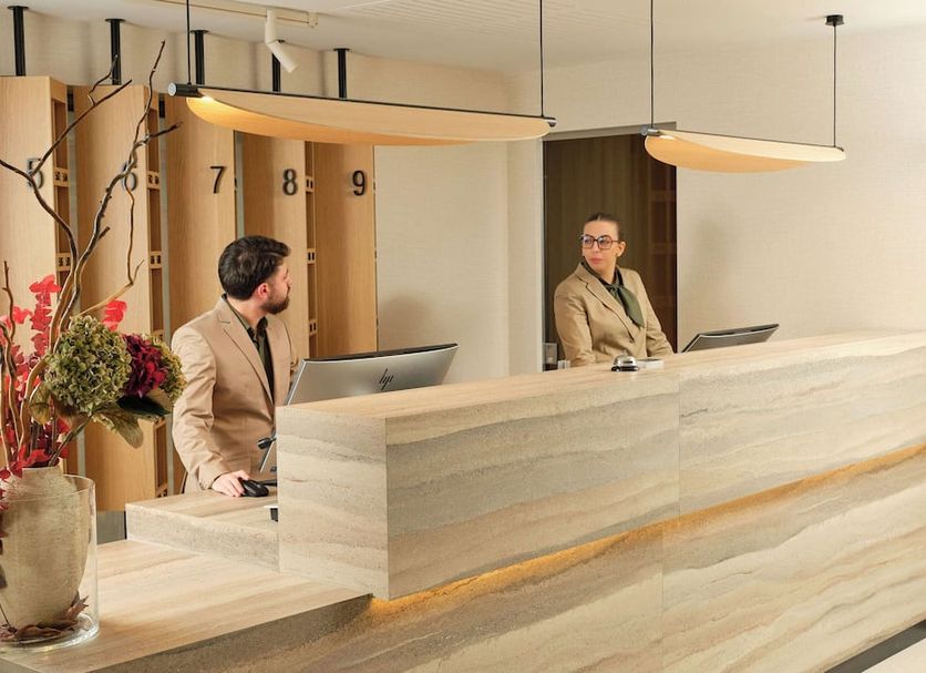 Front desk Photo