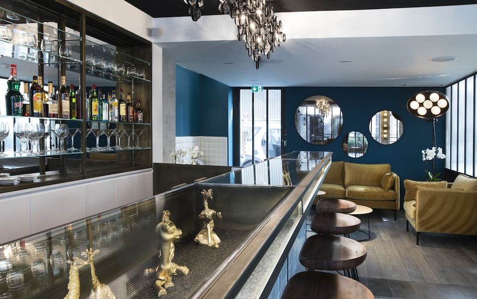 Bar Photo