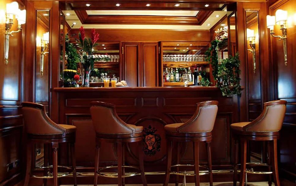 Bar Photo